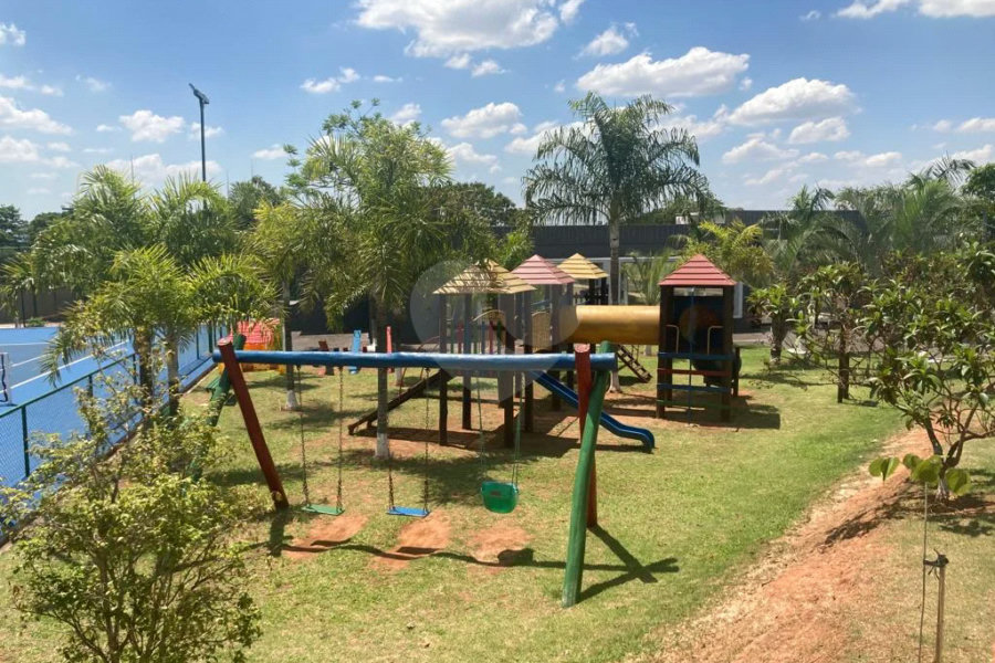 Terreno à venda no Condomínio Park Campestre I