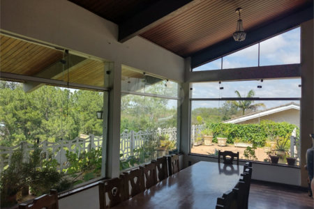 Casa à venda com 7 quartos, sendo 4 suítes, no condomínio Estância Marambaia, Vinhedo - SP