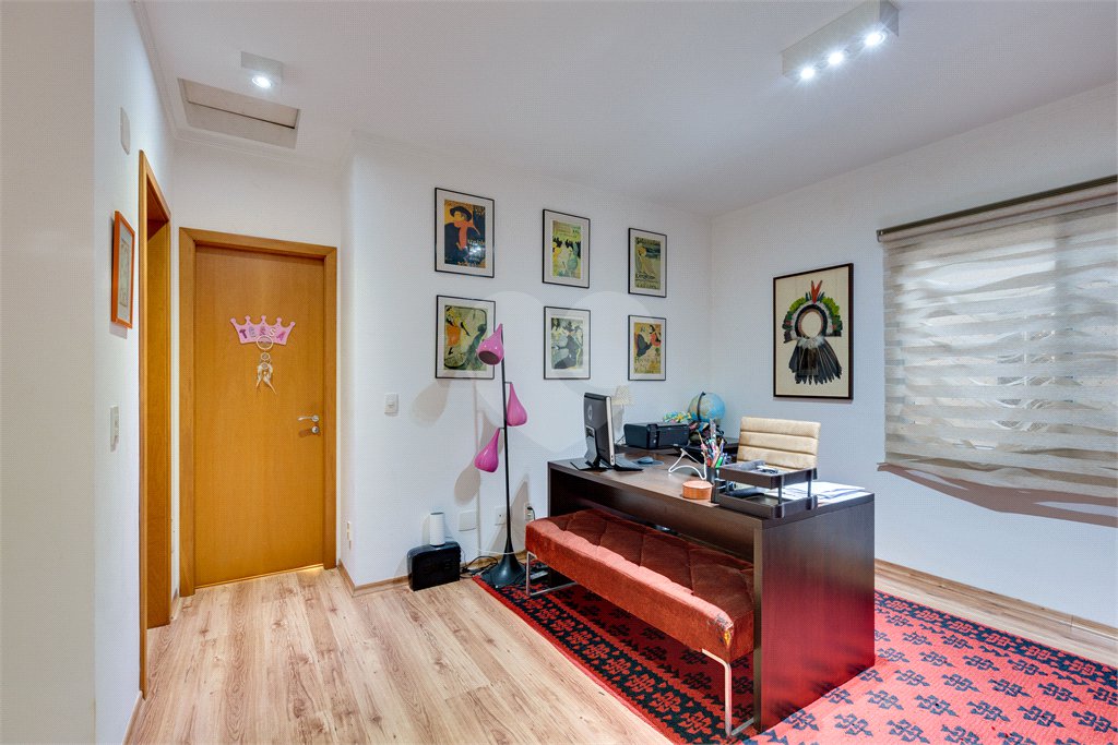Casa à venda com 3 suítes no condomínio Villa Splendore, São Paulo - SP