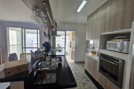 Apartamento à venda com 3 quartos, sendo 2 suítes,  em Tatuapé, São Paulo, SP
