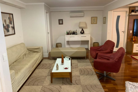 Apartamento à venda com 4 quartos, sendo 3 suítes, em Chácara Santo Antônio (zona Sul), São Paulo, SP