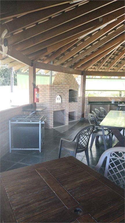 Duplex à venda com 3 quartos, sendo 1 suíte, em Enseada, Guarujá, SP