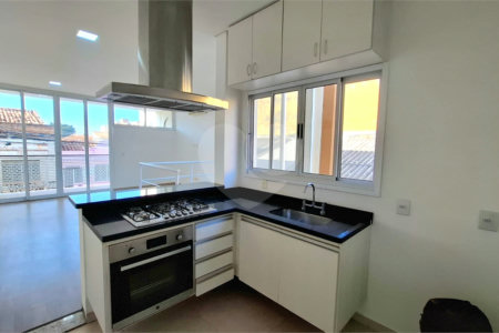 Sobrado à venda com 3 suítes em Vila Hortência, Sorocaba, SP