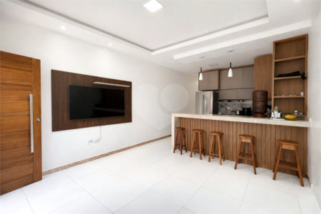 Casa à venda com 2 quartos, sendo 1 suíte, em Baianão, Porto Seguro, BA
