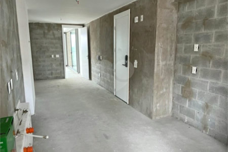 Apartamento à venda com 3 suítes em Itaim Bibi, São Paulo, SP