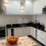 Apartamento à venda com 3 quartos, sendo 1 suíte, no Centro, Poá, SP