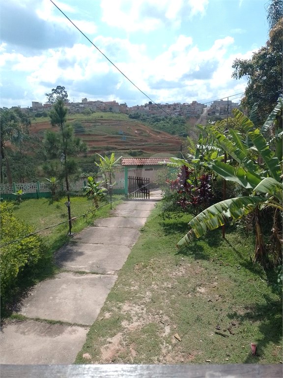 Chácara à venda com 8 quartos em Parque Piratininga, Itaquaquecetuba, SP