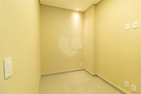 Apartamento à venda com 3 quartos, sendo 2 suítes, em Bela Vista, São Paulo, SP