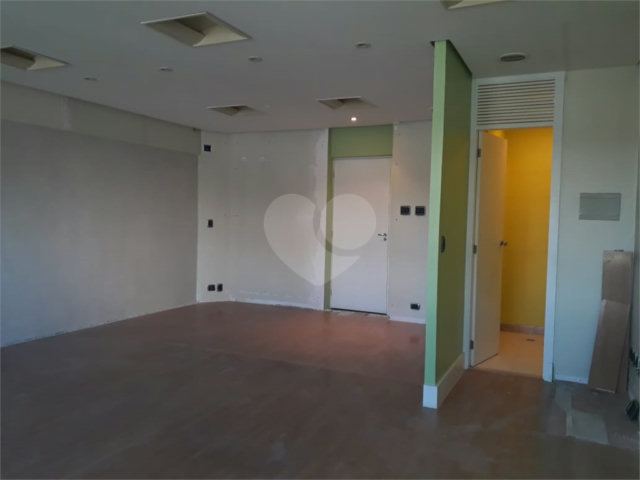 Sala à venda em Santana, São Paulo, SP