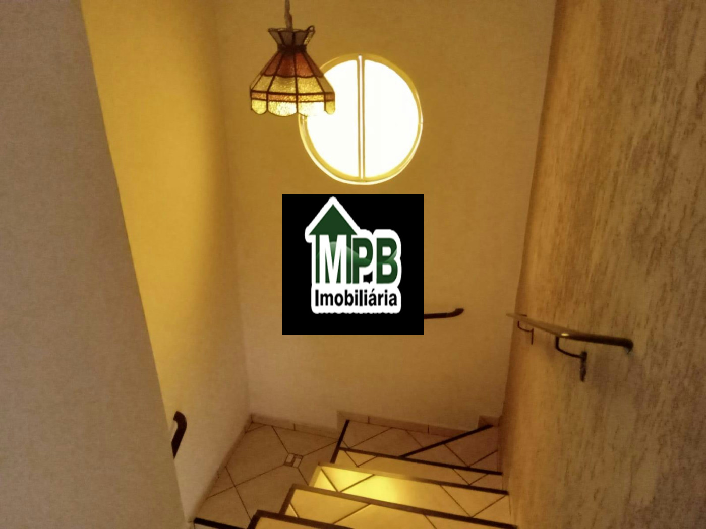 Sobrado à venda com 2 quartos, sendo 1 suíte, em Jardim Altos Do Itavuvu, Sorocaba, SP