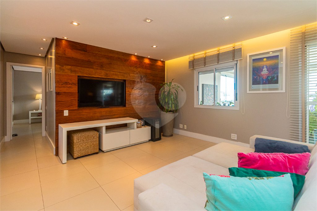 Apartamento à venda com 2 suítes em Jardim Marajoara, São Paulo, SP