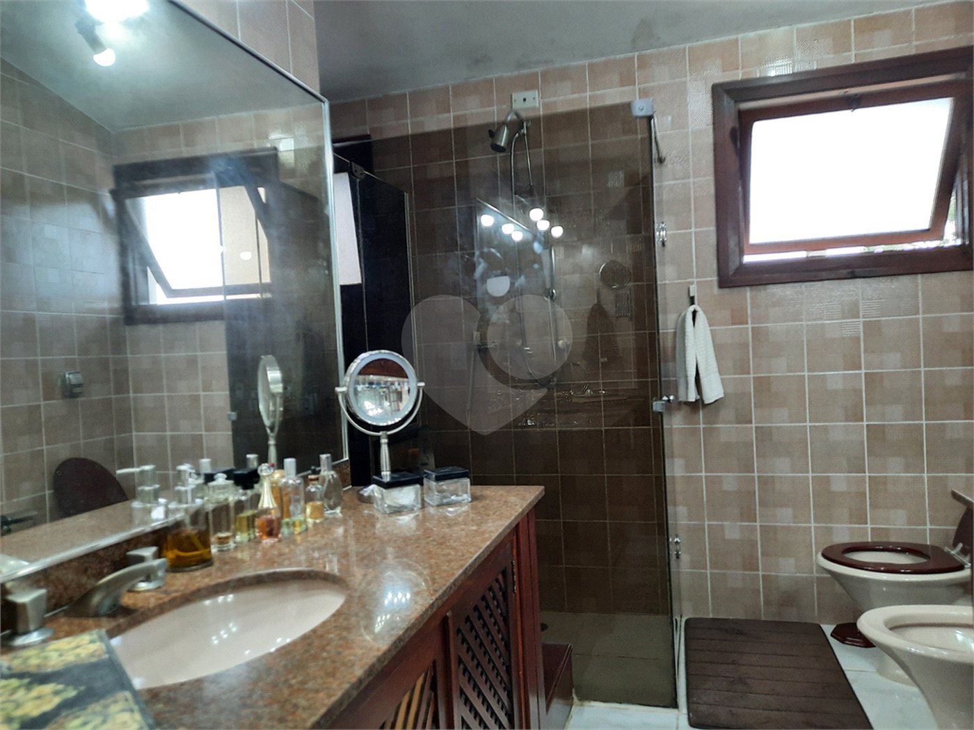 Casa à venda com 6 quartos, sendo 3 suítes, em Morumbi, São Paulo, SP