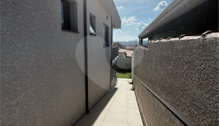 Casa Térrea à venda com 3 suítes em Jardim dos Pinheiros, Atibaia, SP