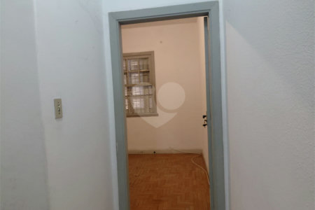 Sobrado à venda com 2 quartos em Vila Ipojuca, São Paulo, SP