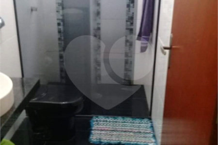 Casa à venda com 4 quartos, sendo 1 suíte, em Parque Santa Rosa, Suzano, SP