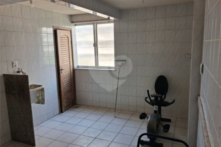 Apartamento à venda com 2 quartos em Praça da Bandeira, Rio de Janeiro, RJ