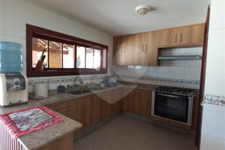 Casa à venda com 4 quartos, sendo 3 suítes,  em Geribá, Armação dos Búzios, RJ