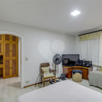Apartamento à venda com 4 quartos, sendo 2 suítes, em Campo Belo, São Paulo, SP