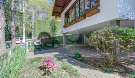 Casa Térrea à venda com 4 quartos, sendo 1 suíte,  em Jardim Marajoara, São Paulo, SP