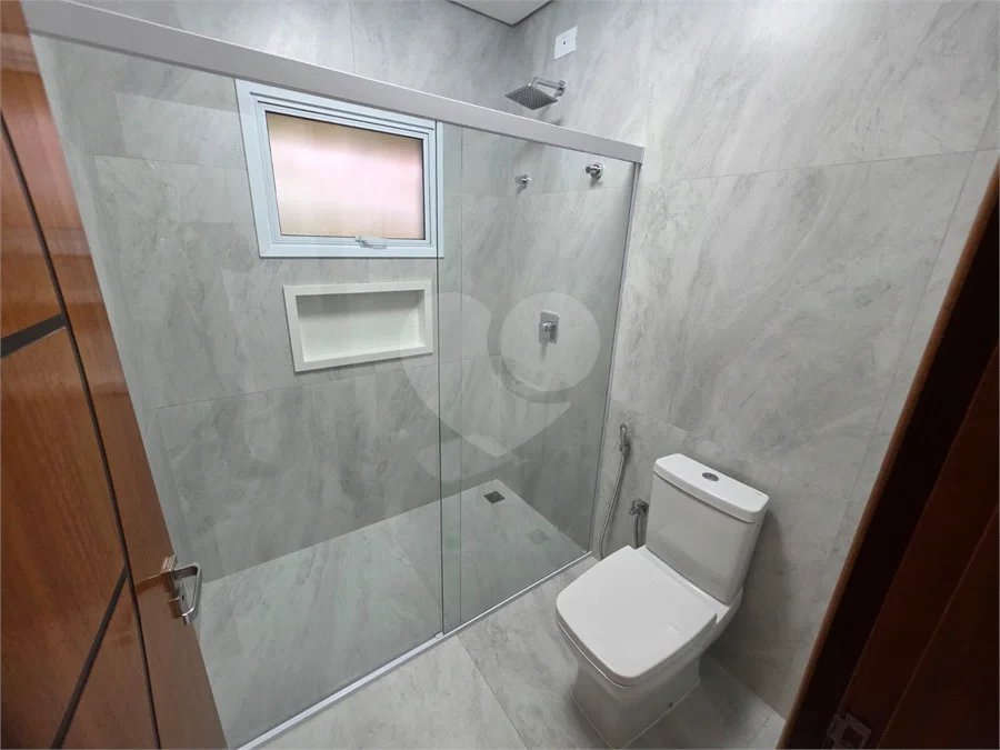 Casa à venda com 4 suítes no condomínio Residencial Jardim Primavera, Louveira - SP