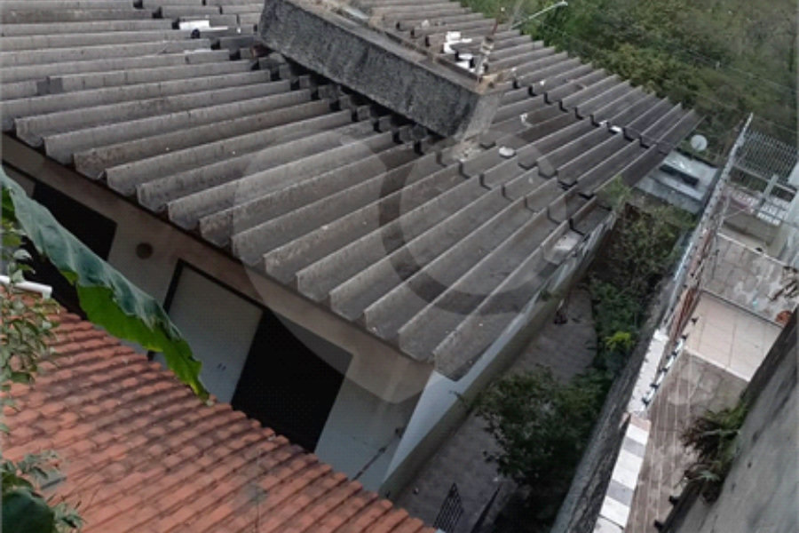 Casa à venda com 4 quartos, sendo 2 suítes, em Jardim São Bento, São Paulo, SP