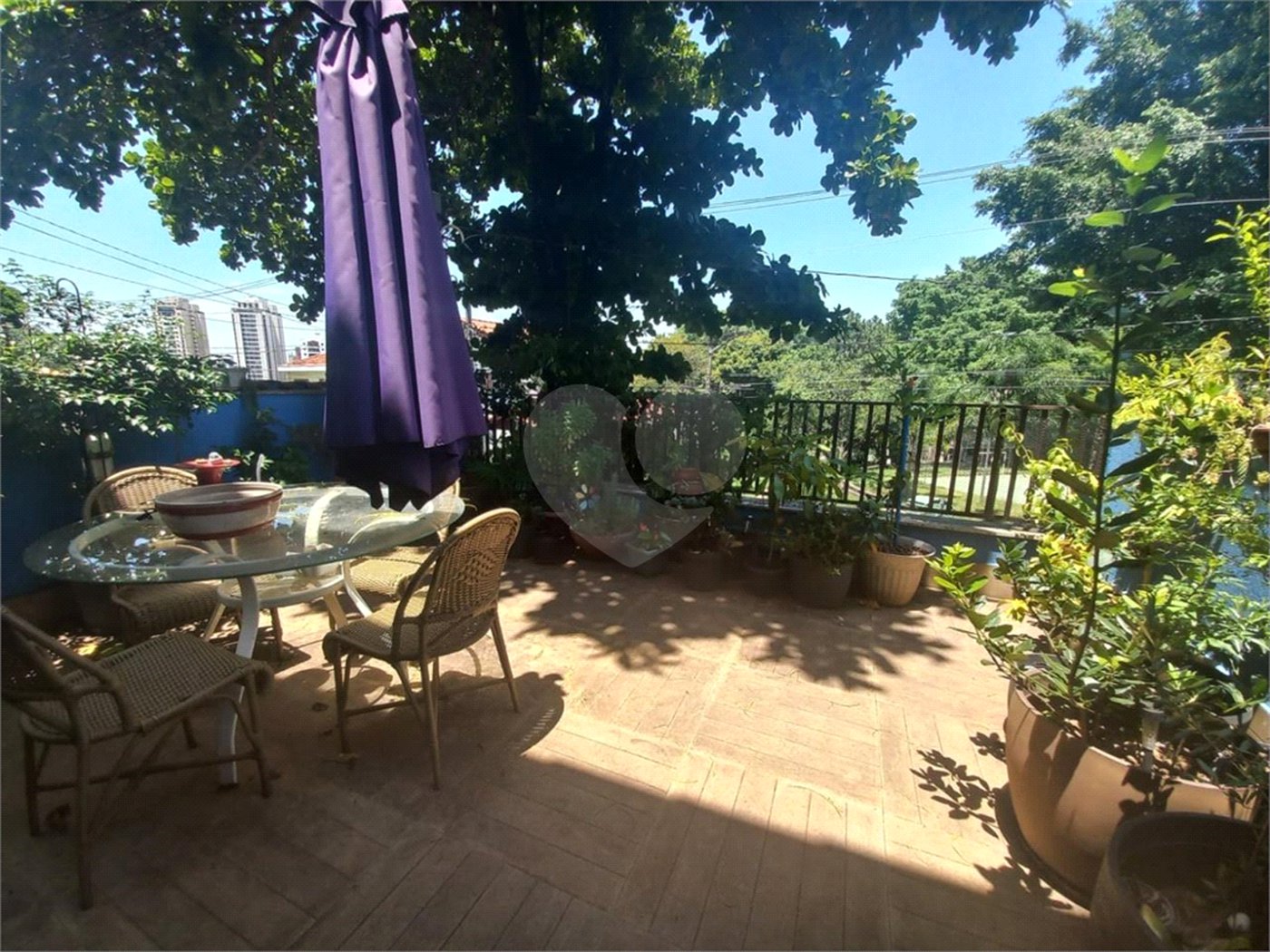 Casa à venda com 5 quartos, sendo 3 suítes,  em Jardim Bonfiglioli, São Paulo, SP