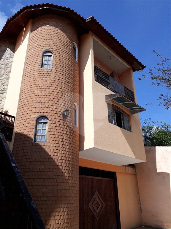 Sobrado à venda com 3 suítes em Vila Bonilha, São Paulo, SP