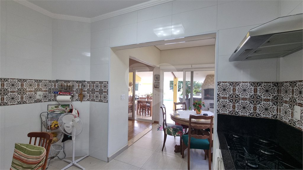 Casa à venda com 3 quartos, sendo 1 suíte,  no condomínio Vivendas do Lago, Sorocaba - SP