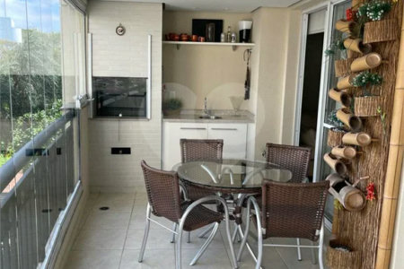 Apartamento à venda com 3 suítes em Santana, São Paulo, SP