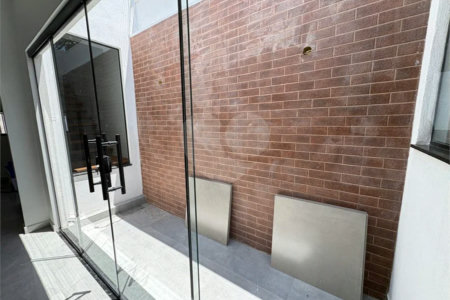 CASA COM PISCINA VENDA JARDIM MUNIQUE