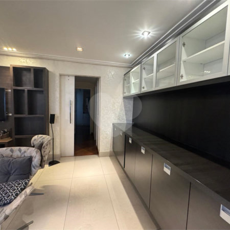 Apartamento à venda com 3 suítes em Santa Teresinha, São Paulo, SP