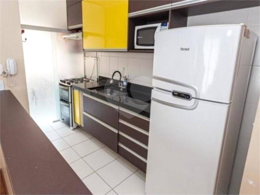 Apartamento à venda com 2 quartos em Jardim Ísis, Cotia, SP