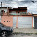 Sobrado à venda com 3 quartos, sendo 1 suíte, em Jardim dos Ipês, Suzano, SP
