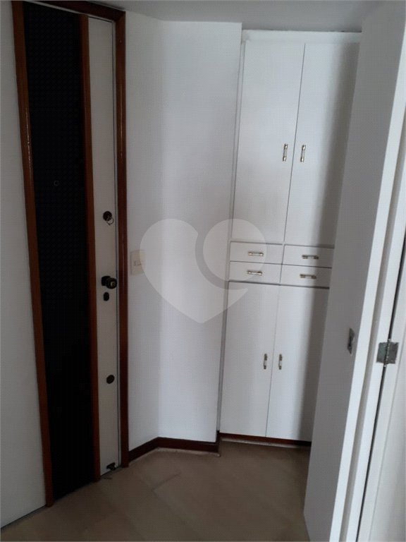 Apartamento à venda com 3 quartos, sendo 1 suíte, em Jardim Paulista, São Paulo, SP