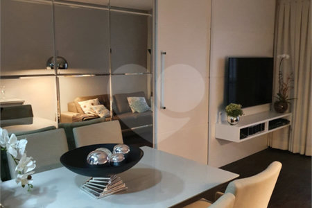 Apartamento à venda com 3 quartos, sendo 1 suíte,  em Mooca, São Paulo, SP