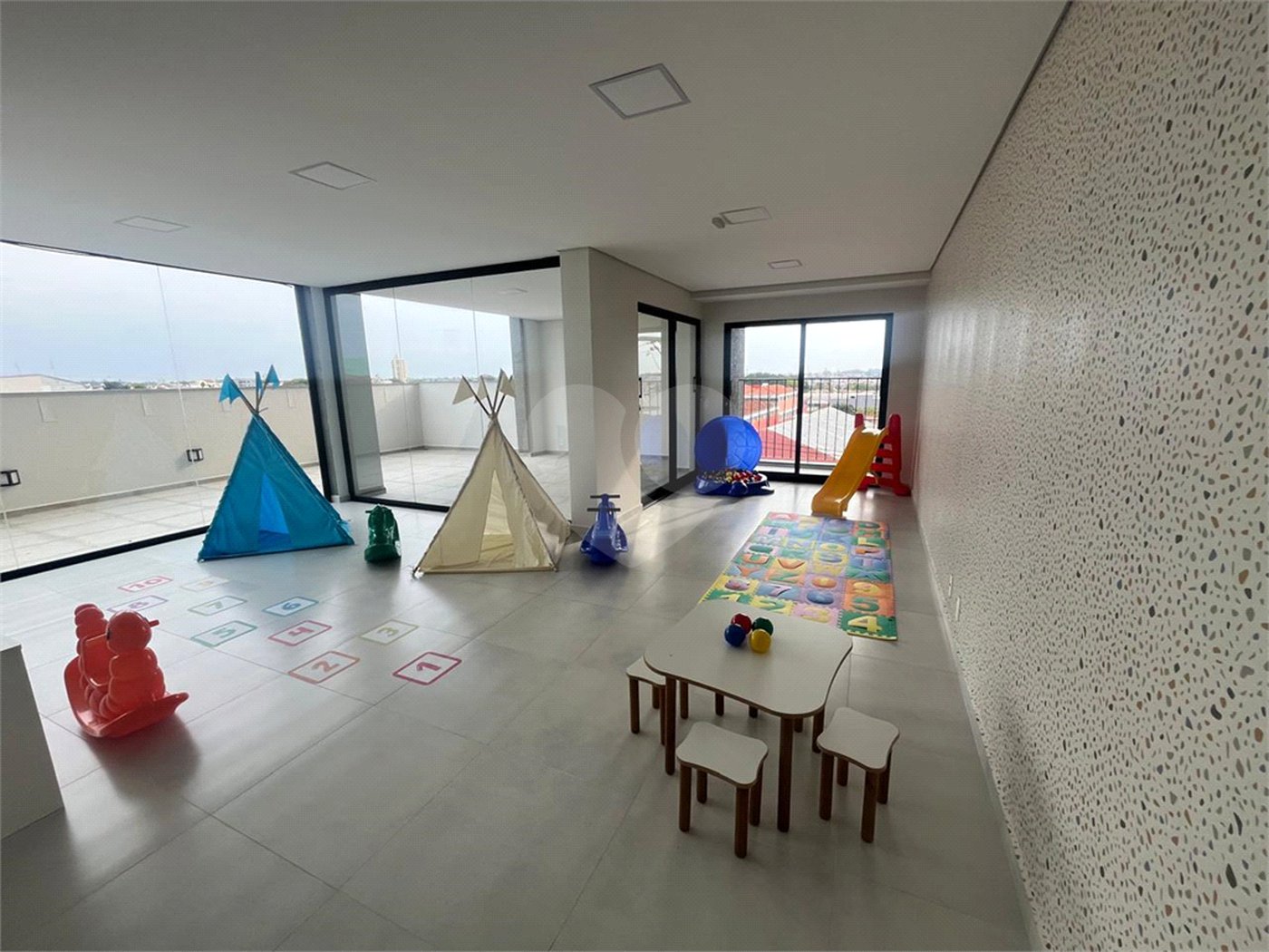 Apartamento à venda com 2 suítes no Centro, Itapetininga, SP