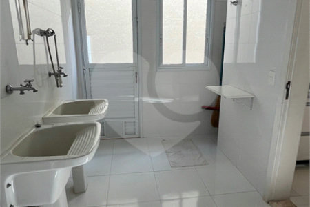 Sobrado à venda com 4 suítes em Condomínio Residencial Reserva Ecológica Atibaia, Atibaia, SP