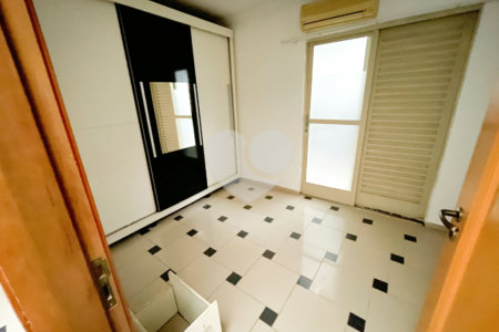 Casa à venda com 2 quartos, sendo 1 suíte, no condomínio Residencial Dona Lilla, Itu - SP