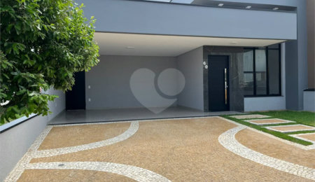 Casa à venda com 3 quartos, sendo 1 suíte,  em Parque Olívio Franceschini, Hortolândia, SP