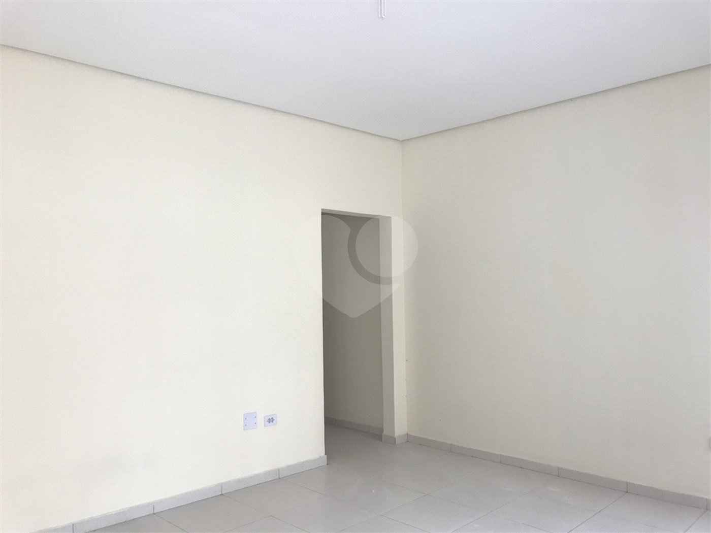 Casa à venda com 4 quartos, sendo 1 suíte, em Santana, São Paulo, SP
