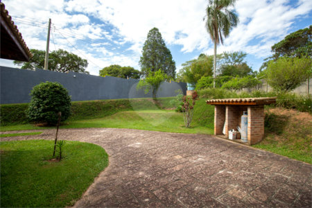 Chácara à venda com 4 quartos, sendo 2 suítes, em Jardim Oriental, Mairinque, SP