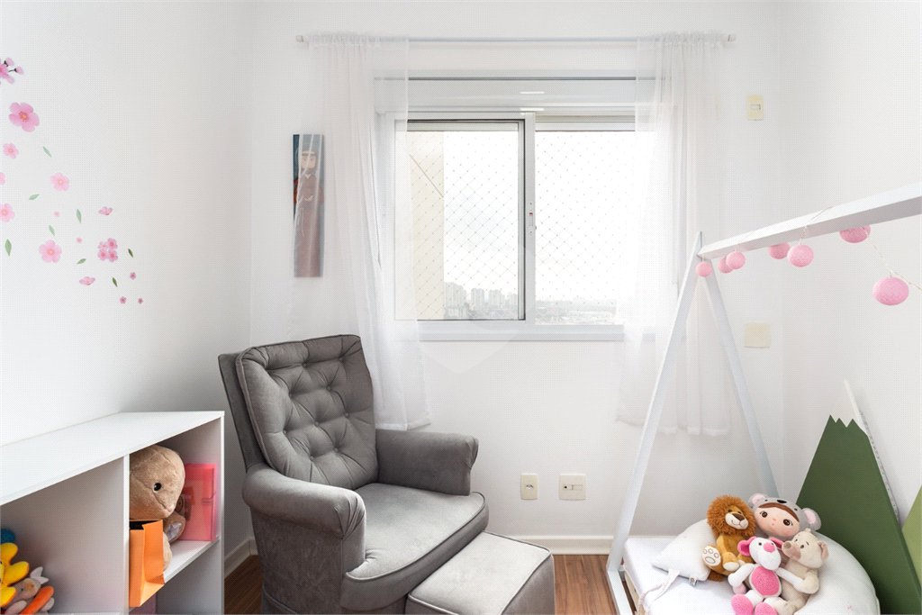 Apartamento à venda com 3 quartos, sendo 1 suíte, em Vila Anastácio, São Paulo, SP