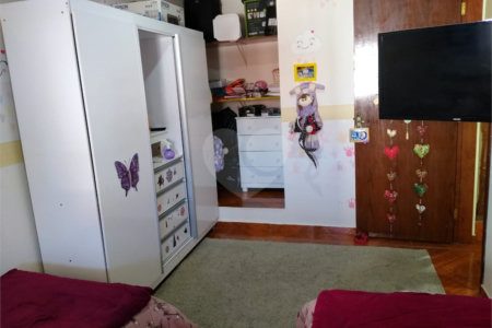 Casa à venda com 4 quartos, sendo 1 suíte,  em Jardim São Francisco, Mogi das Cruzes, SP
