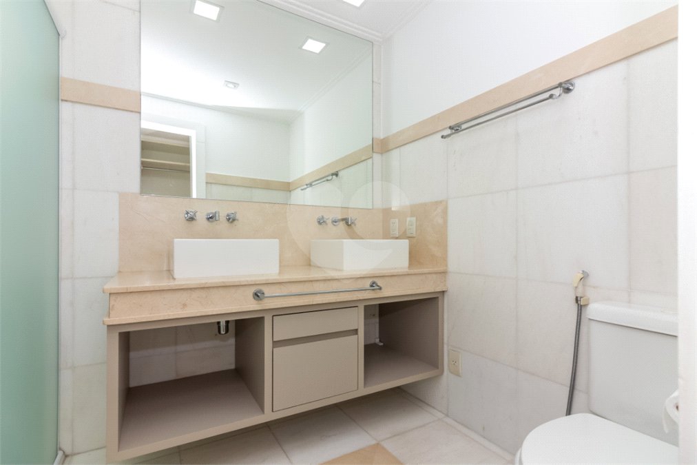 Apartamento à venda com 3 suítes em Alto da Boa Vista, São Paulo, SP