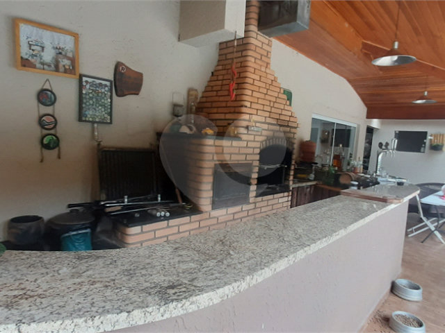 Casa à venda com 3 suítes no condomínio Chacarás Bela Vista, Mairiporã - SP