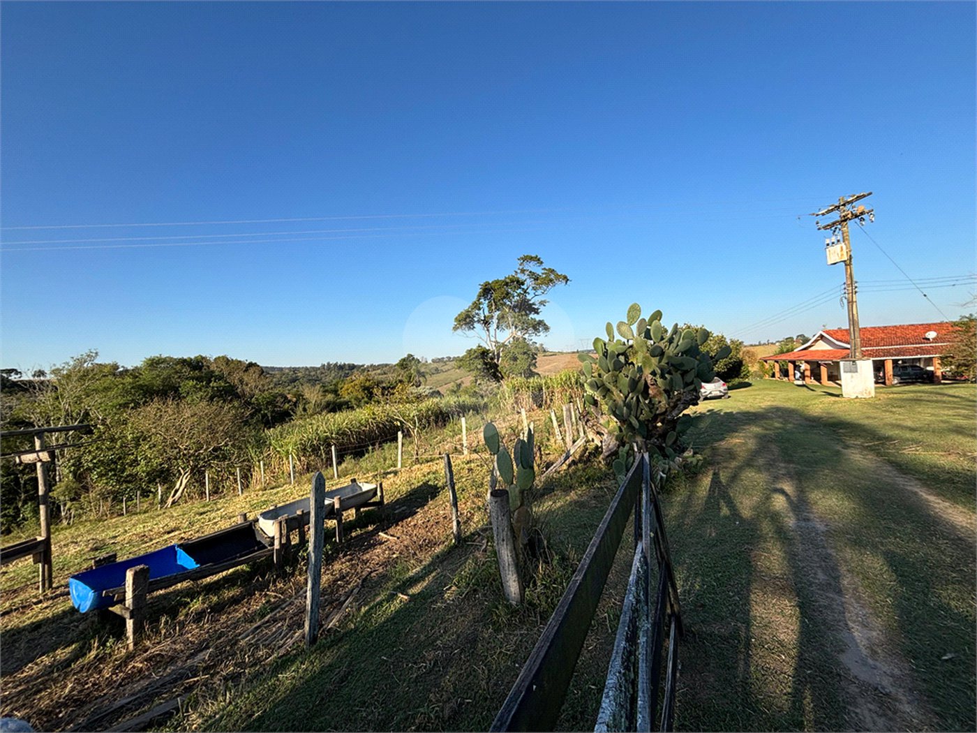 Sítio à venda com 3 quartos, sendo 1 suíte,  em Canta Galo, Itapetininga, SP