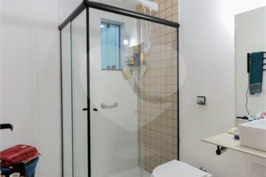 Sobrado à venda com 2 quartos em Santana, São Paulo, SP