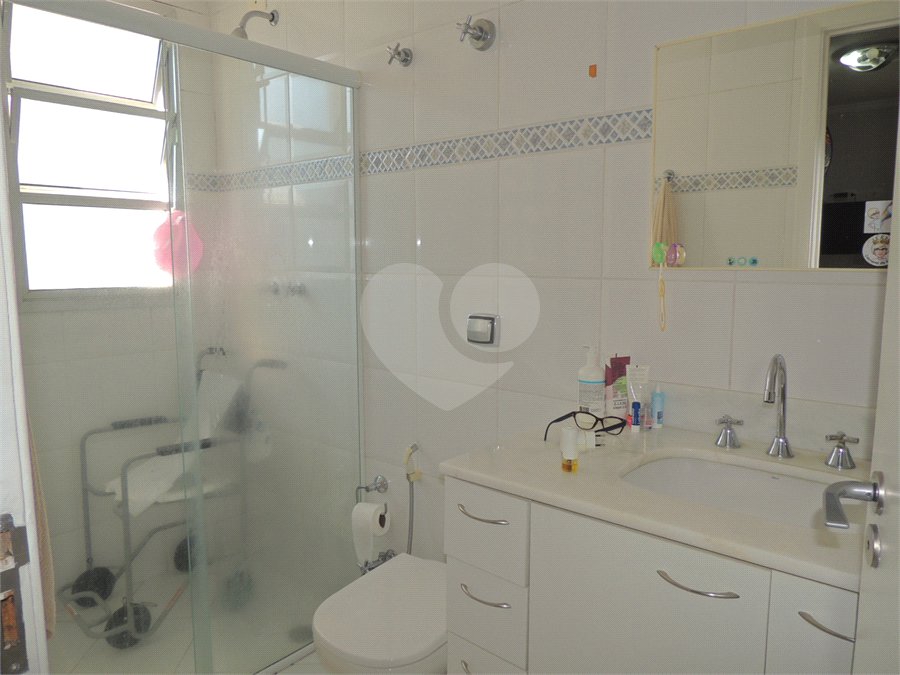 Apartamento à venda com 3 quartos, sendo 1 suíte, em Santo Amaro, São Paulo, SP