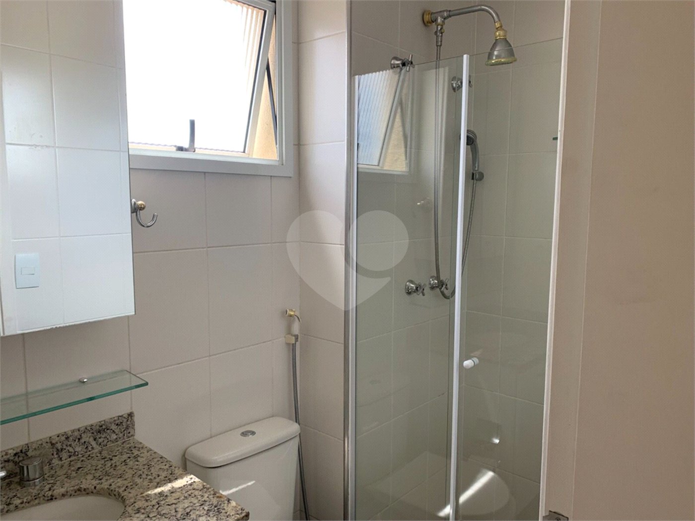 Apartamento à venda com 3 quartos, sendo 1 suíte, em Vila Guilherme, São Paulo, SP