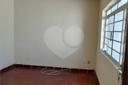 Casa à venda com 4 quartos, sendo 3 suítes, em Jardim Alvinópolis, Atibaia, SP